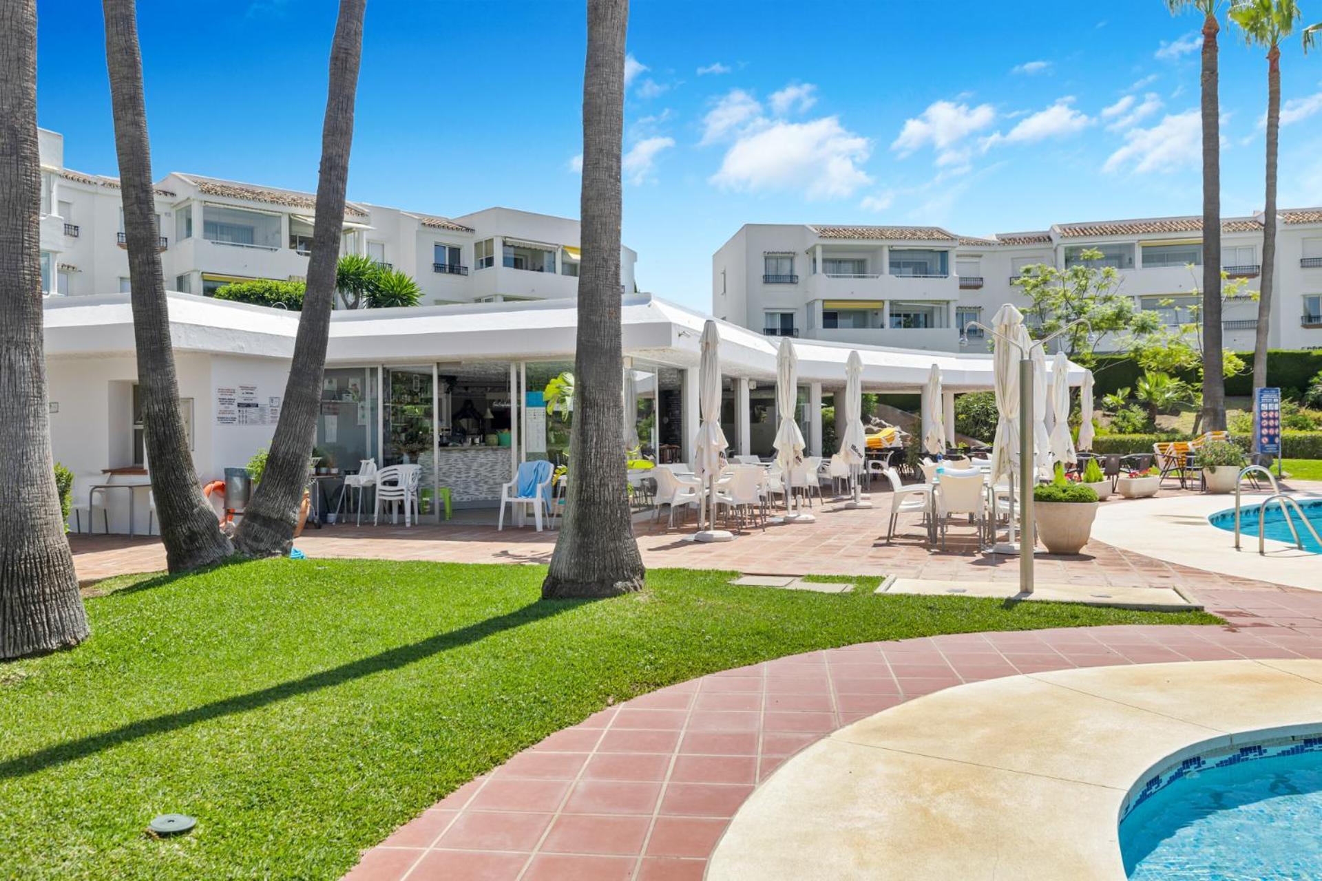 Garden Pool In Mijas By Costarentals - Ref 209 Appartement